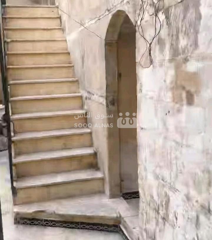 منزل في حلب جنب القلعة
