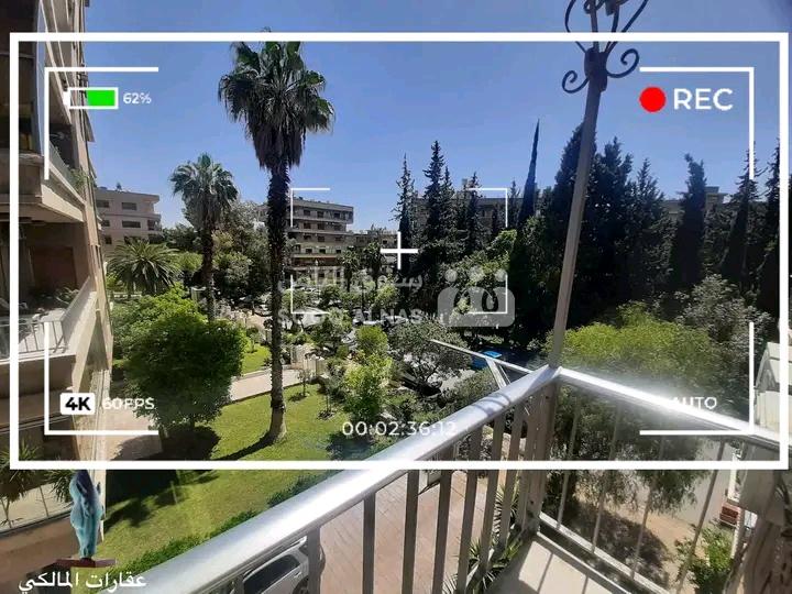 للايجار منزل دون فرش