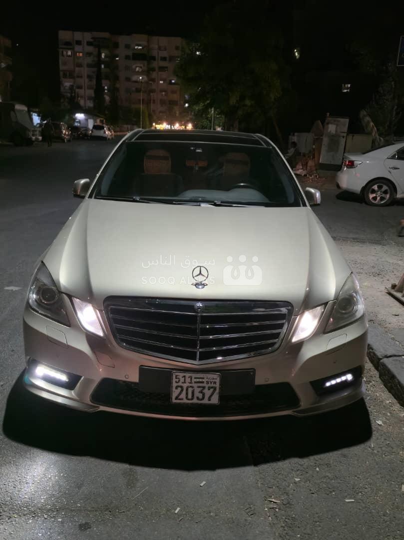 E300