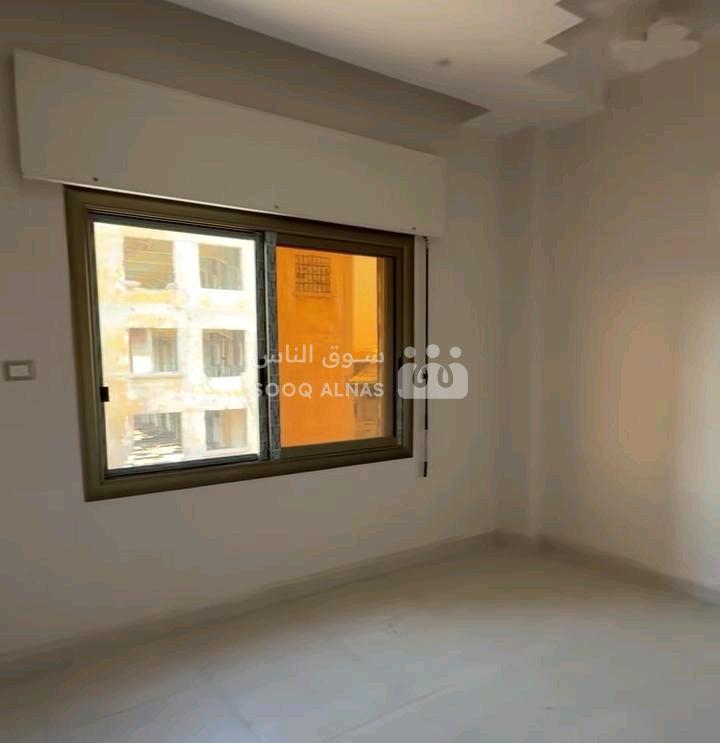 شقة سكنية قرب دوار القصور