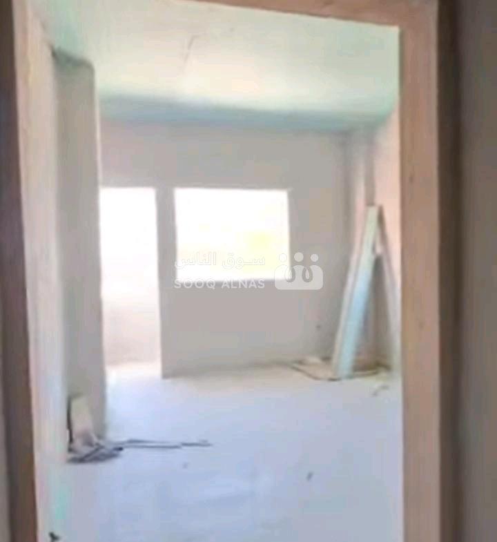 شقة في كفر بطنا حي الدقه