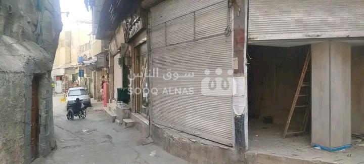 للبيع محل ١٢م