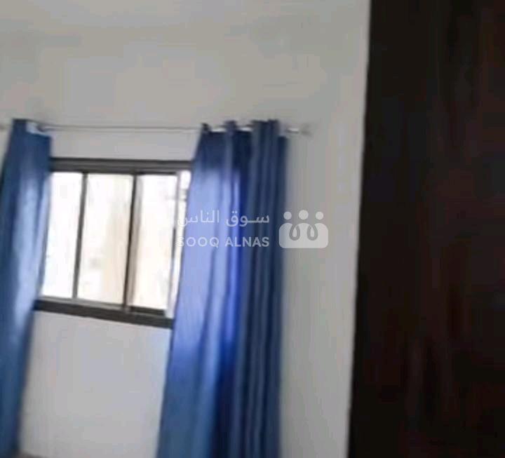 شقة في استراد الثورة حارة البلاطة