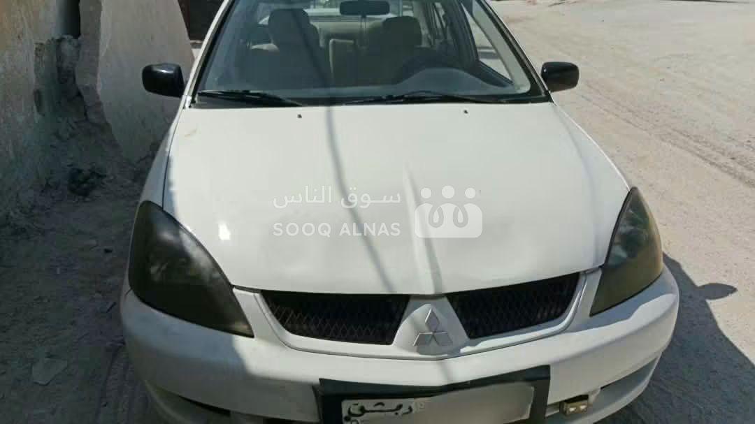 ميتسوبيشي لانسر 2005 للبيع