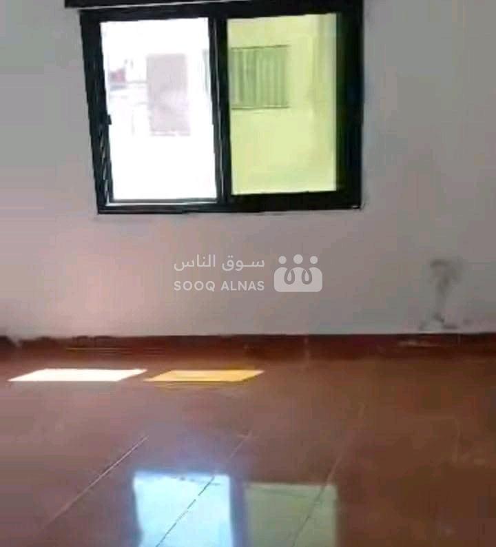 شقة للايجار في طرطوس الفقاسه قرب صيدليه فدوى