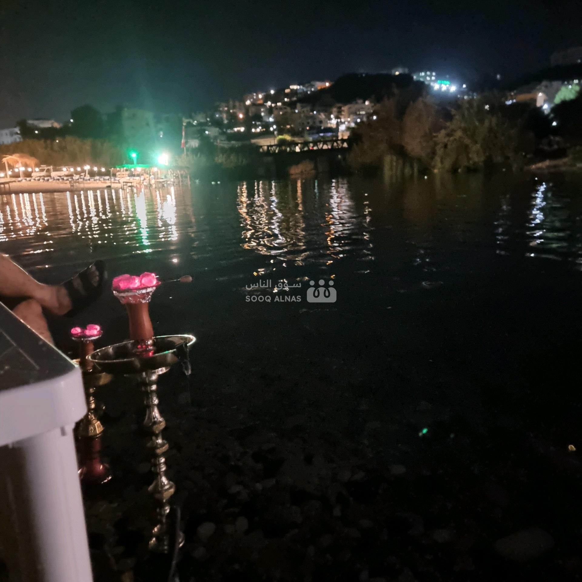 تجاري للبيع