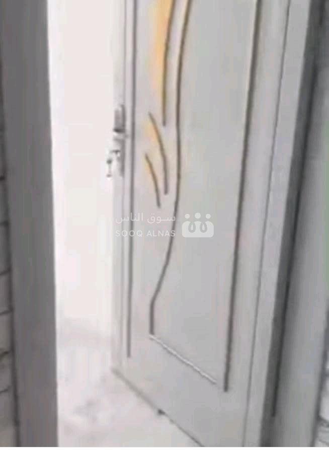 شقة في شارع الطويل الشارع 4
