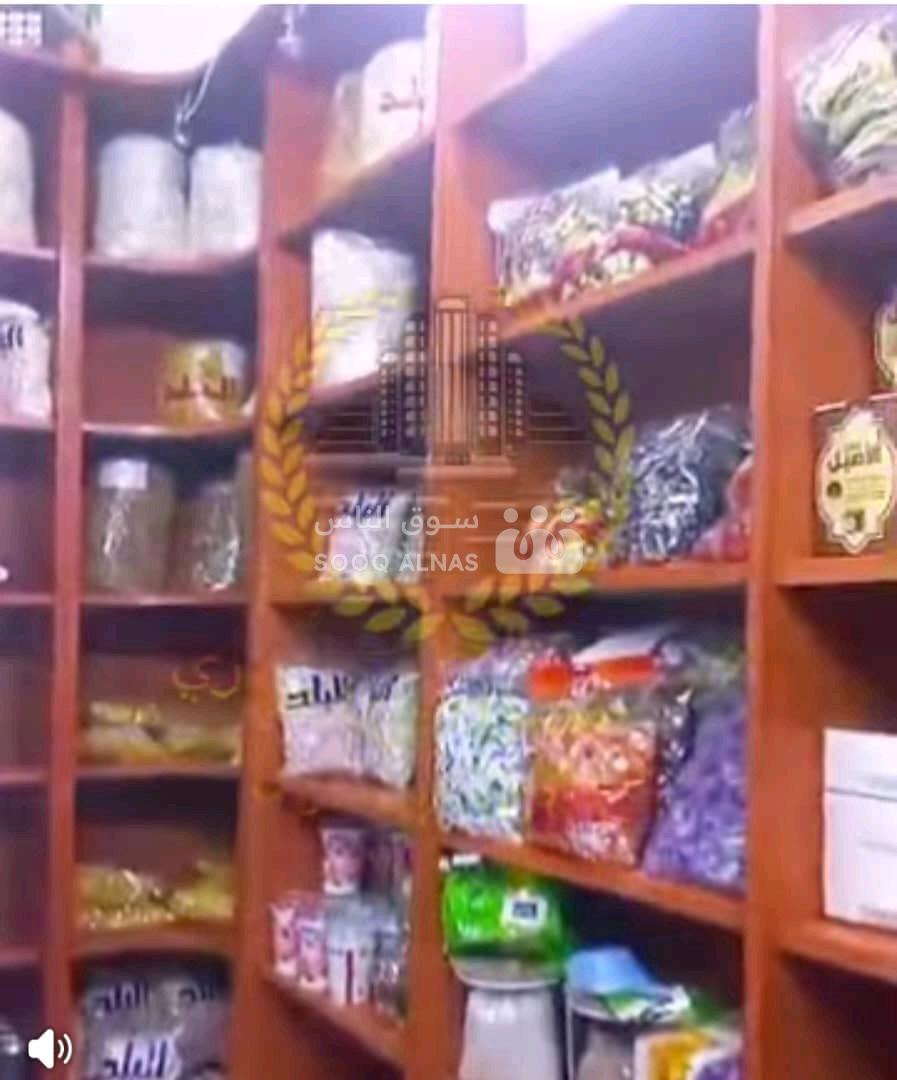 تجاري للإيجار