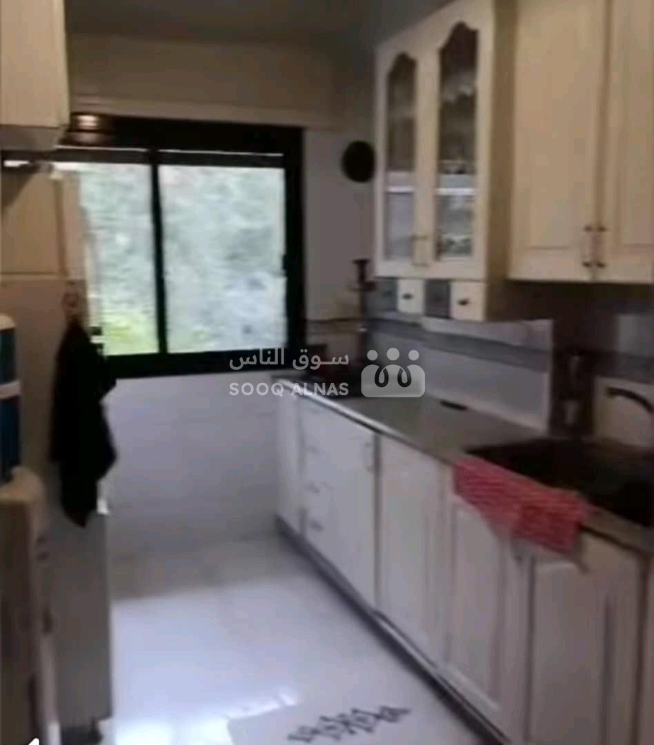 شقة طابق اول 3 غرف للبيع
