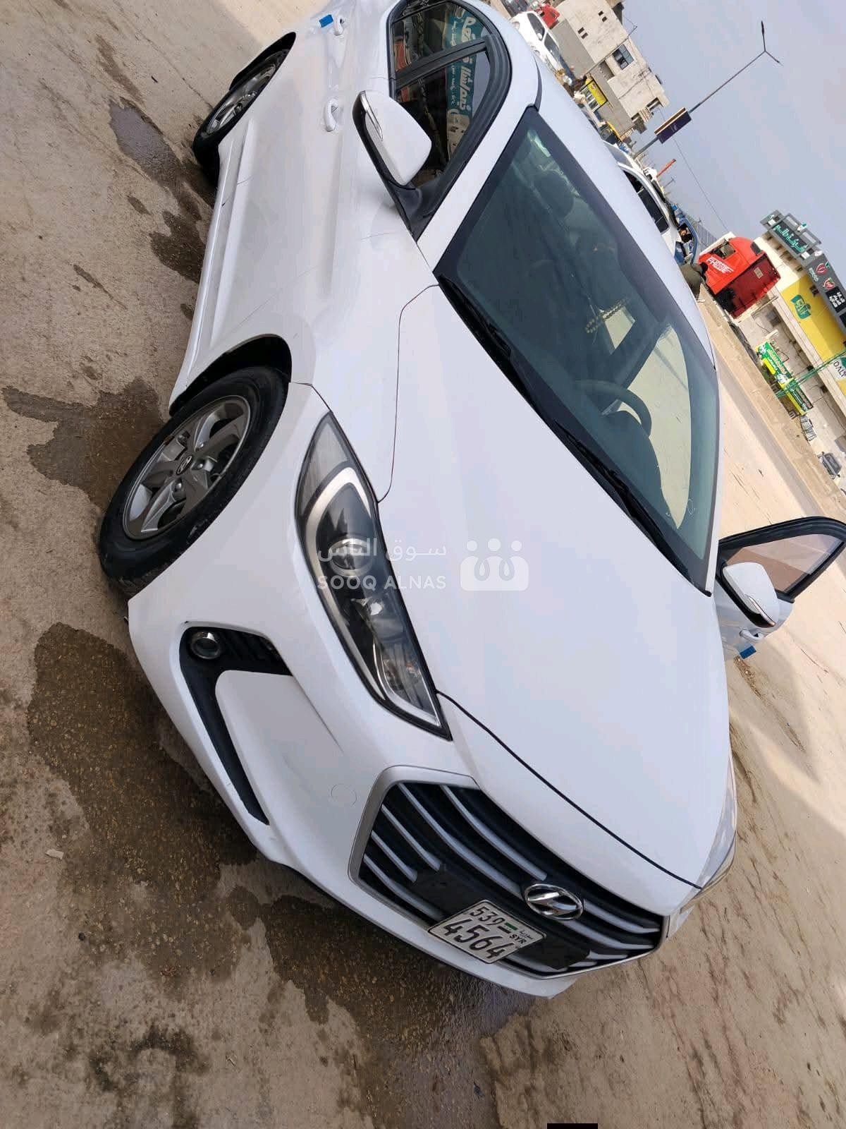 النترا Elantra