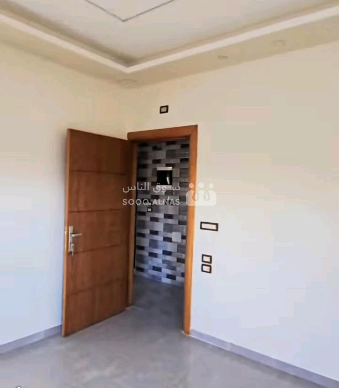 شقة طابق تاني سوكة عشارعين