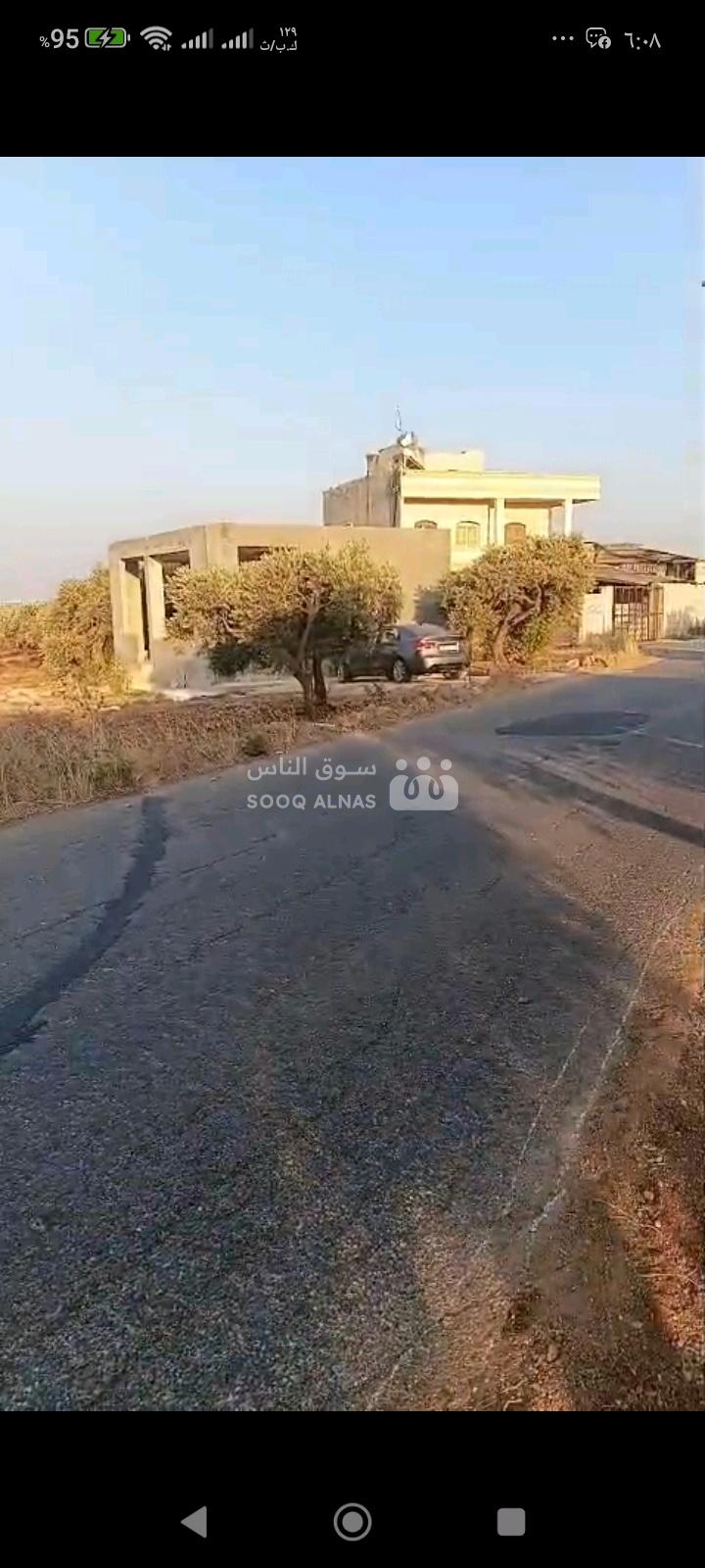 أرض عطريق قميناس واجهتا حوالي 10امتار