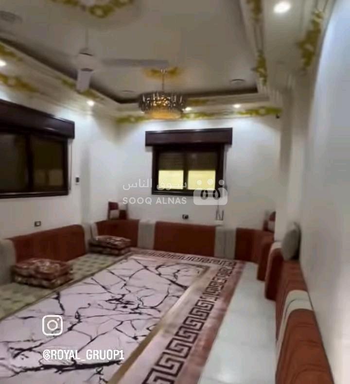 شقة في شارع المشهداني بناء الطاحونه مقابيل الكنيسه