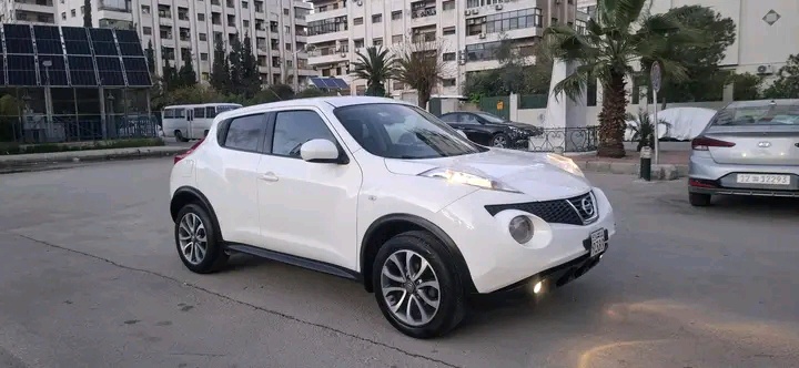 نيسان جوك
