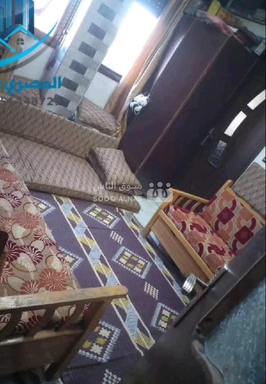 شقة طابق تالت للبيع