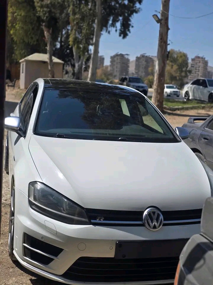 فولكس فاجن جولف