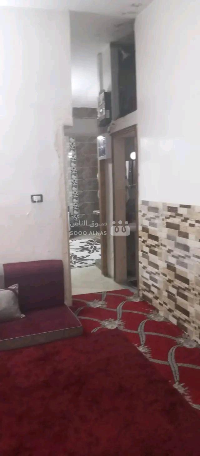 شقة في النازحين اول فني