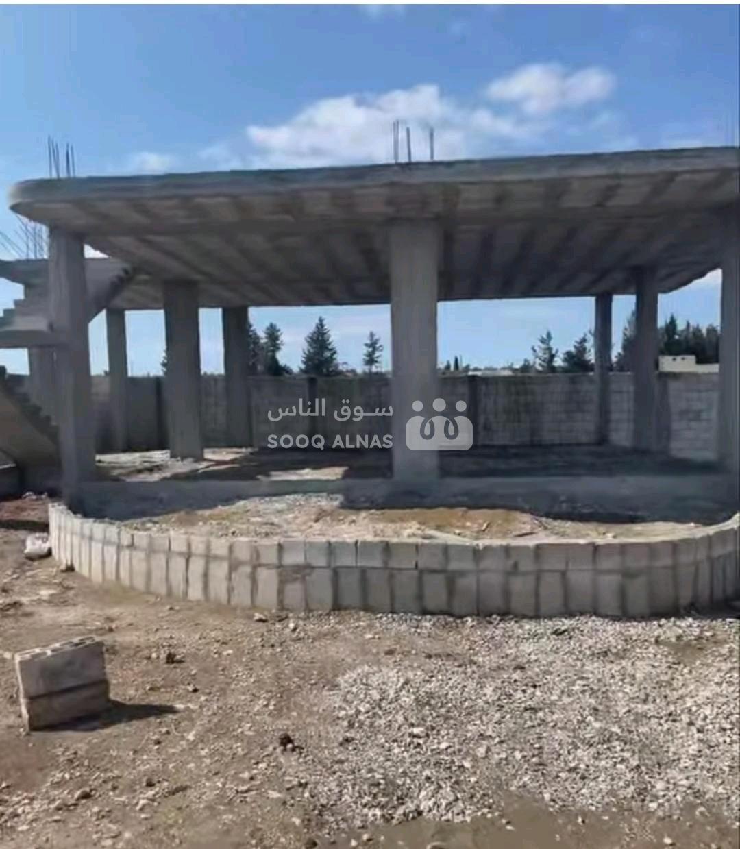 ارض 600 متر