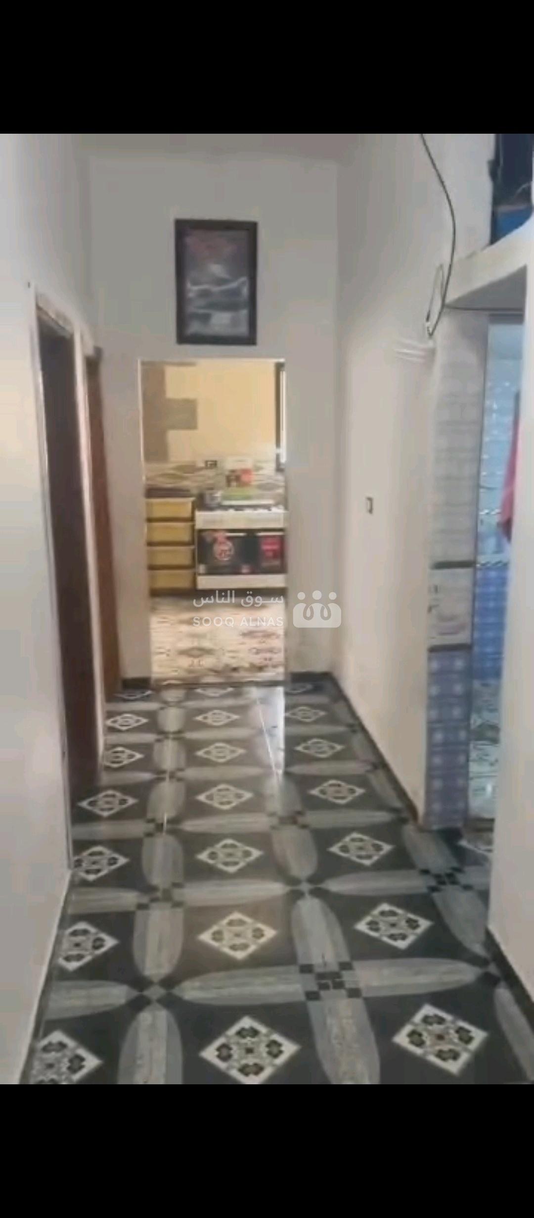 شقة طابق تالت للبيع