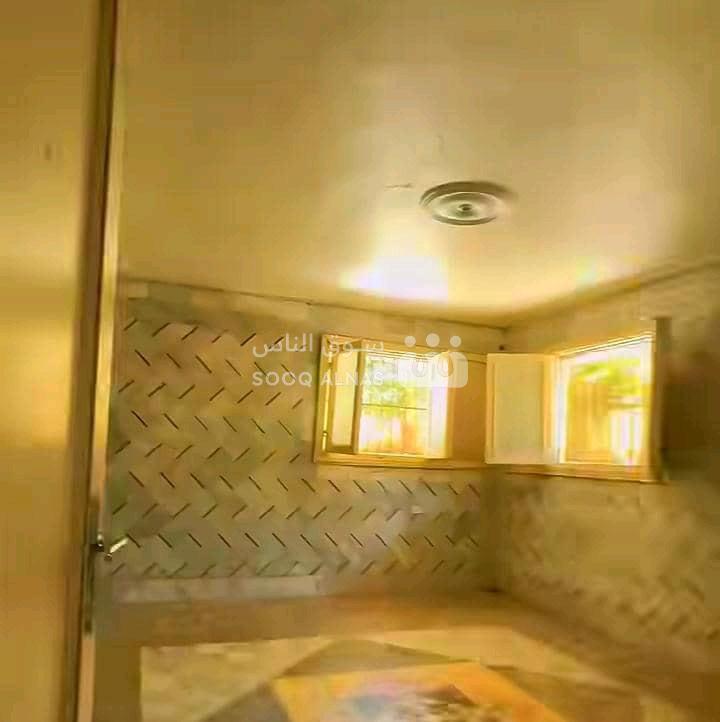عقارين للإيجار في سيف الدولة
