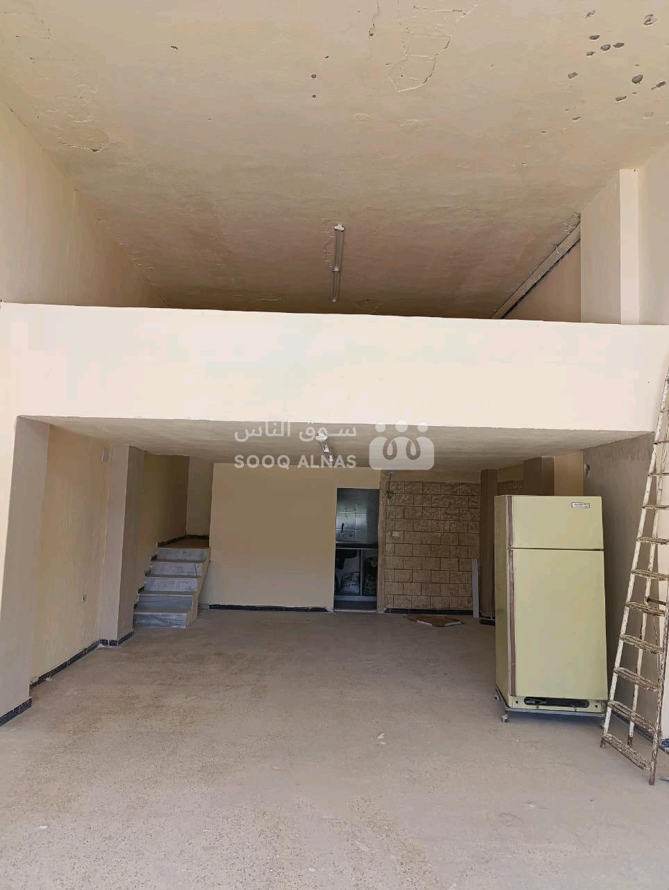 تجاري للإيجار