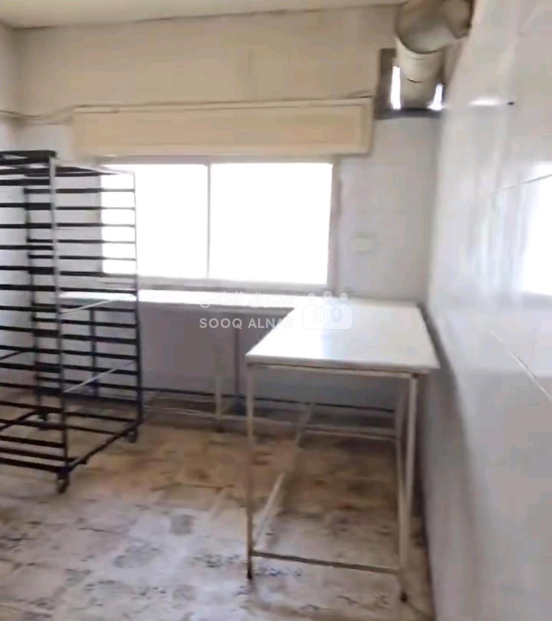 شقة طابق قبو