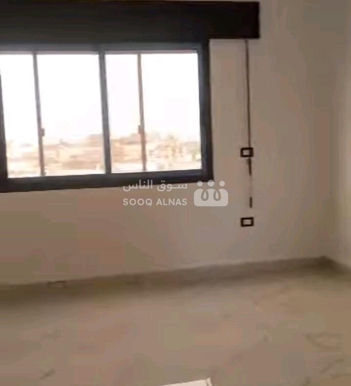 شقة طابق رابع فني للاجار