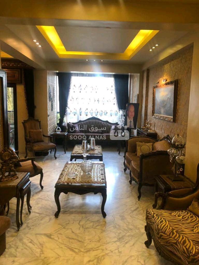 شقة طابق تالت للايجار