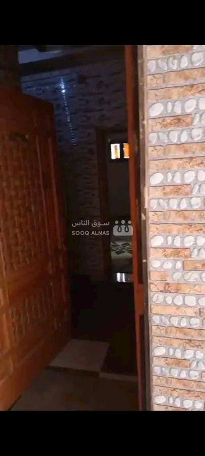 شقة للبيع خمس غرف