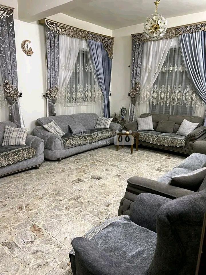 منزل للاجار 3غرف وصالون