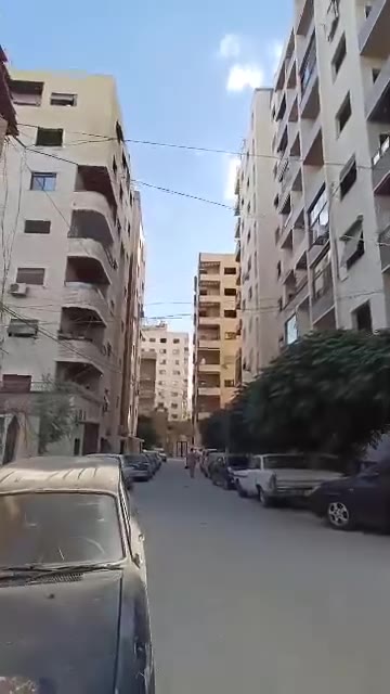 شقة طابق ثالث كساء 30% ببناء مخدم