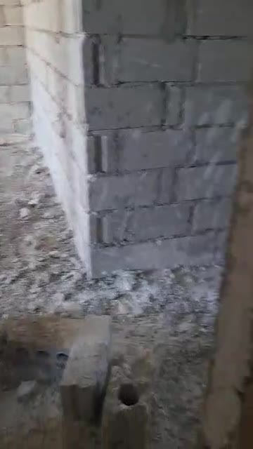 شقة للبيع غير مكسية