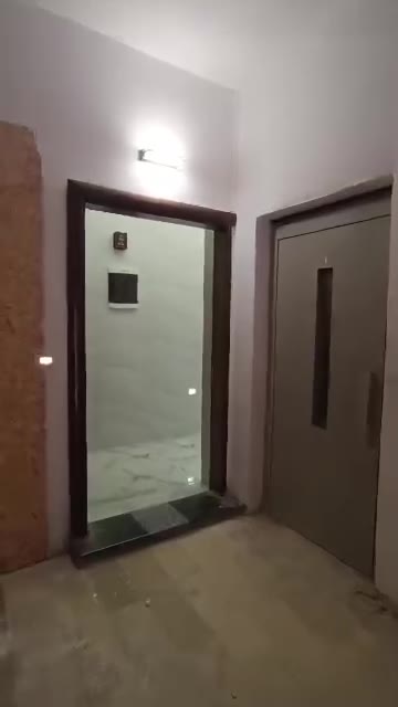 شقة طابق أول وبسعر مميز