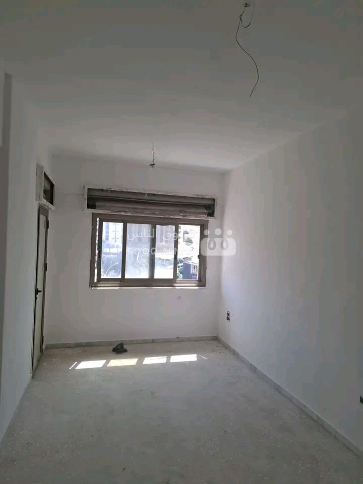 منزل للايجار طابق سادس بناء حديث