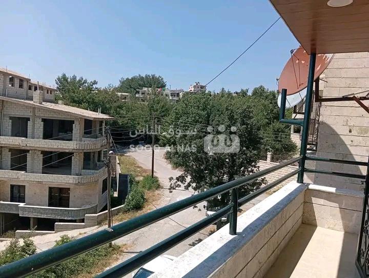 للبيع شقة مع العفش
