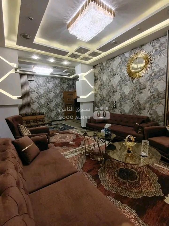 للبيع شقة مع الفرش